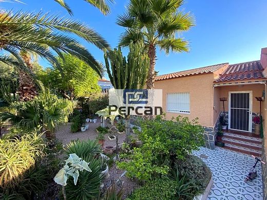 Country House in El Campello, Alicante