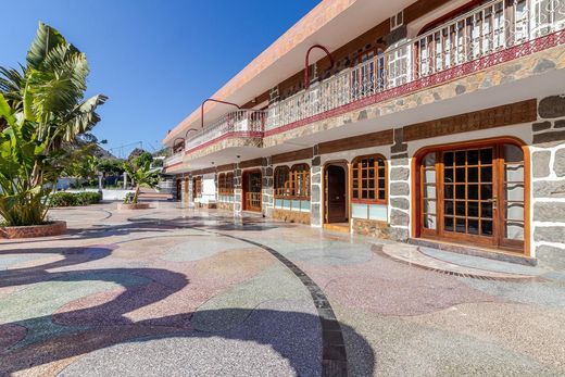 Villa in Cercados de Espino, Canarische Eilanden