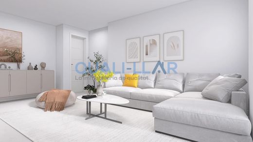 Apartment in Sant Feliu de Llobregat, Province of Barcelona