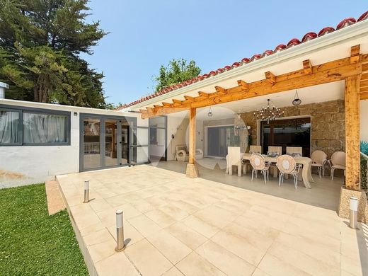 Villa in Villafranca del Castillo, Province of Madrid