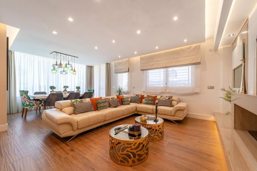 Villa in Alhaurín de la Torre, Malaga