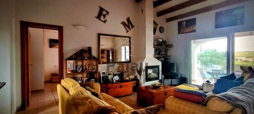 Villa in Es Canutells, Balearen