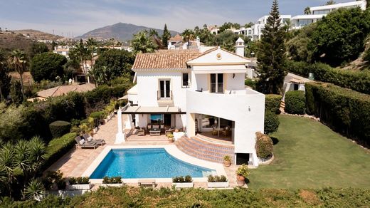 Villa in El Paraíso, Provincia de Málaga