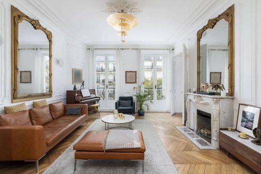 Apartment / Etagenwohnung in Madrid, Provinz Madrid