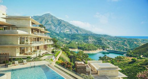 Apartment in Benahavís, Malaga