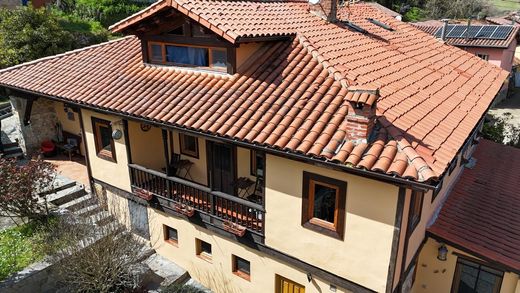 Landhuis in San Salvador, Province of Asturias