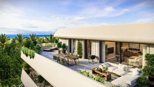 Apartment / Etagenwohnung in Marbella, Málaga