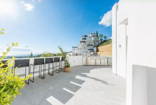 Apartment in Benahavís, Malaga