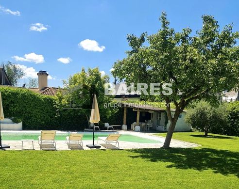 Villa en Villafranca del Castillo, Provincia de Madrid