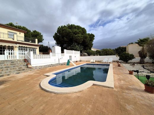Villa en Busot, Provincia de Alicante
