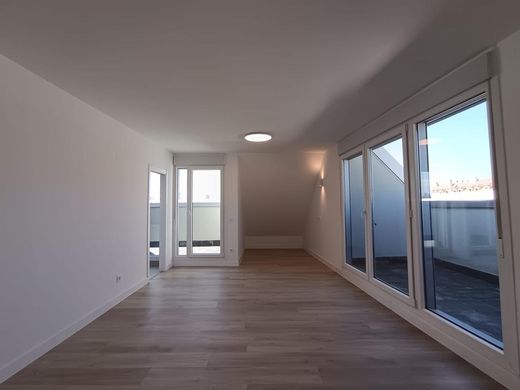 Penthouse in Alcalá de Henares, Province of Madrid