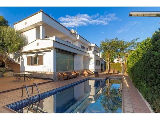 Villa en Castelldefels, Provincia de Barcelona