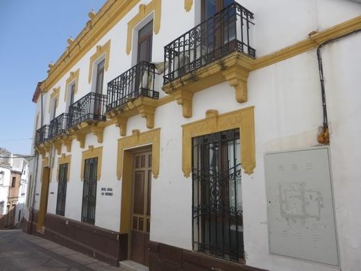 Edificio en Benaoján, Málaga