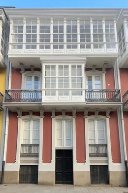 Apartment / Etagenwohnung in A Coruña, Provincia da Coruña