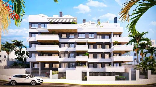 Piso / Apartamento en Estepona, Málaga