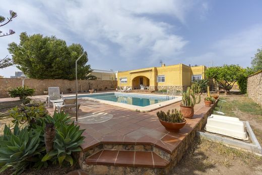 Villa en Retamar, Almería