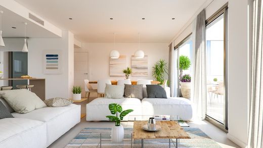 Apartment / Etagenwohnung in Casares, Málaga