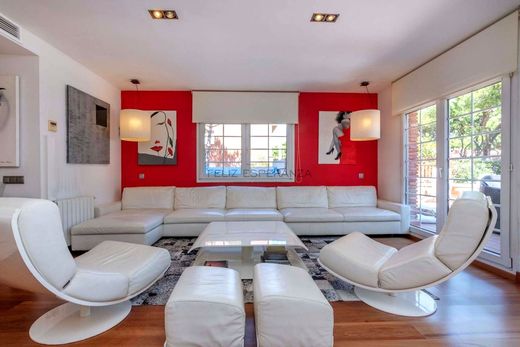 Villa in Gavà, Province of Barcelona