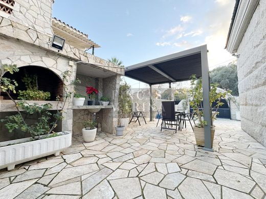 Villa in Gavà, Provinz Barcelona