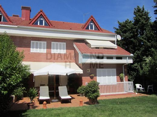 Apartament w Las Rozas de Madrid, Provincia de Madrid