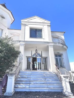 Villa a Cabra, Cordova