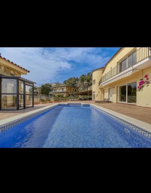 Villa in Palau-saverdera, Province of Girona