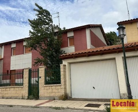 Grond in Cardeñadijo, Provincia de Burgos