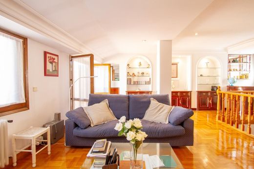 Penthouse in Atarrabia, Province of Navarre