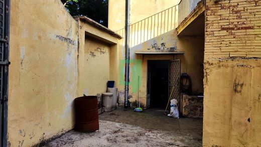 Terreno en Badalona, Provincia de Barcelona