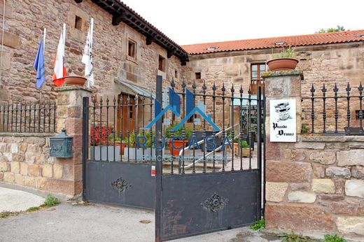 Villa in Ormas, Province of Cantabria
