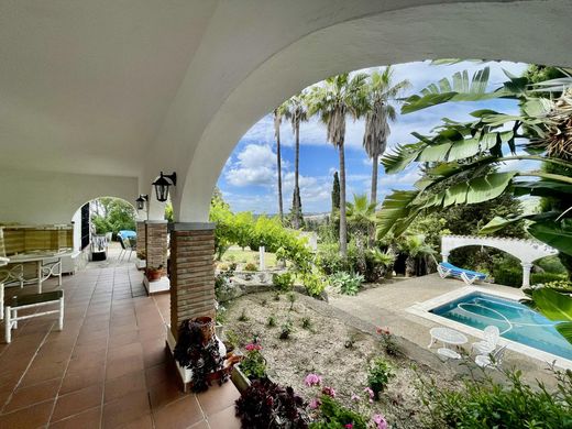 ‏בתים כפריים או חוות ב  San Roque, Provincia de Cádiz