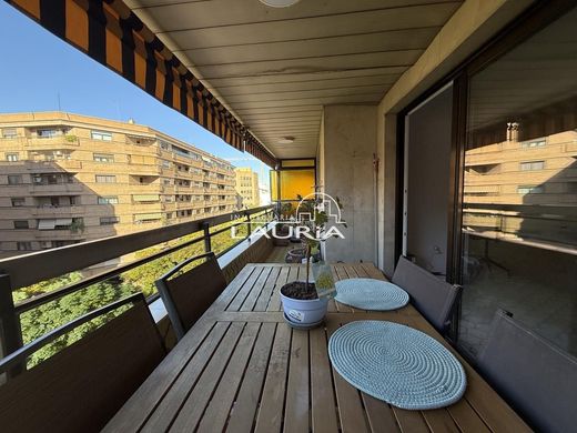 Apartment / Etagenwohnung in Valencia, Provinz Valencia