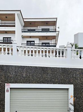 Santa Cruz de Tenerife, サンタ・クルス・デ・テネリフェのマルチファミリーヴィラ