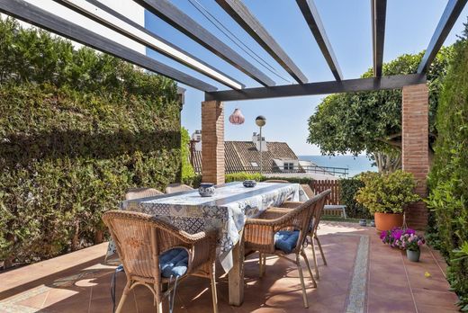 Villa in Estepona, Malaga
