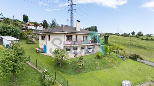 Villa in Salcedo, Province of Asturias
