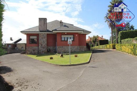 Villa in Camargo, Provincia de Cantabria