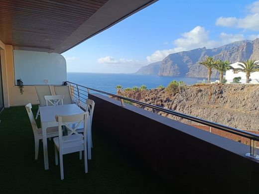 Apartment / Etagenwohnung in Puerto de Santiago, Provinz Santa Cruz de Tenerife