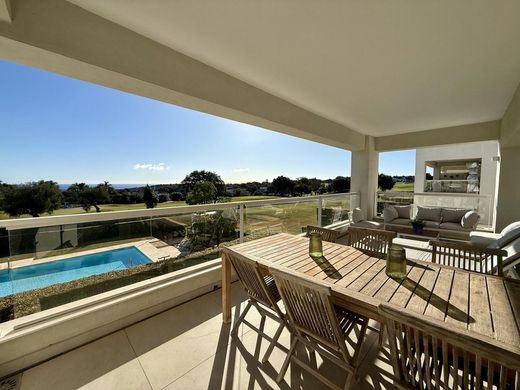 Apartment / Etagenwohnung in San Roque, Cádiz