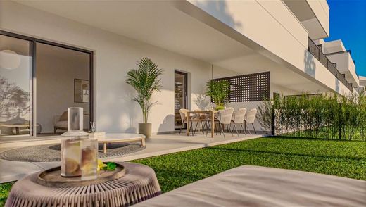 Apartment / Etagenwohnung in Estepona, Málaga