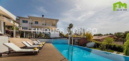 Villa in Teià, Province of Barcelona
