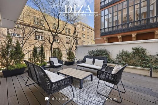 Apartment / Etagenwohnung in Madrid, Provinz Madrid