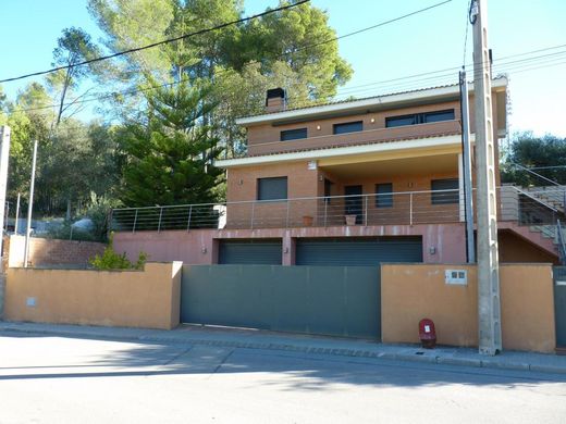 Villa à Sant Esteve Sesrovires, Province de Barcelone