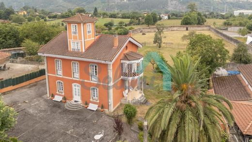 빌라 / Soto de Rei, Province of Asturias