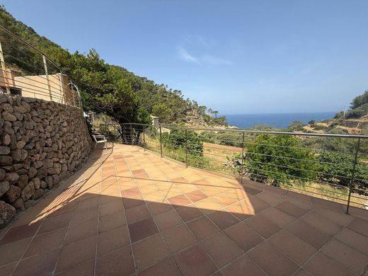 Landhuis in Estellencs, Balearen