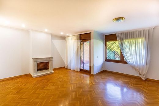 Chalet Pareado en Majadahonda, Provincia de Madrid