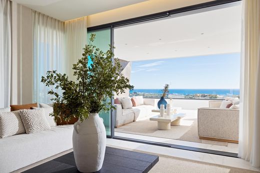 Apartment / Etagenwohnung in Estepona, Málaga