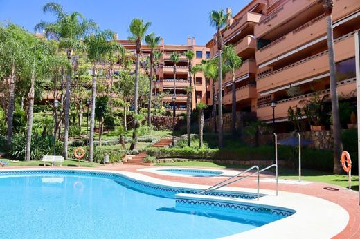 Apartment / Etagenwohnung in Marbella, Málaga