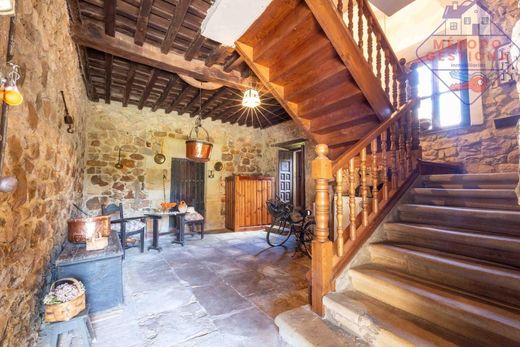Semidetached House in Valle, Province of Cantabria