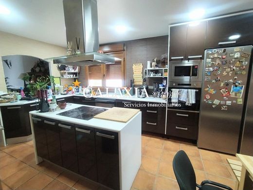 Villa a Carranque, Province of Toledo