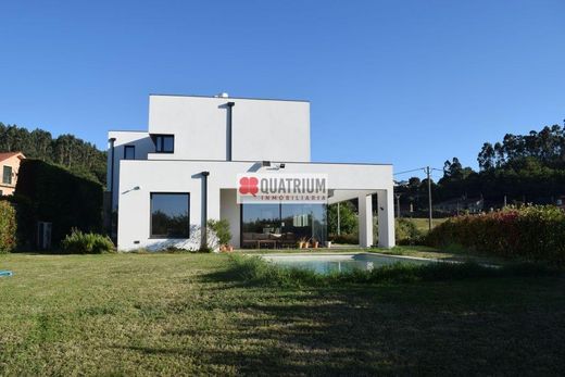 Casa adosada en Teo, La Coruña